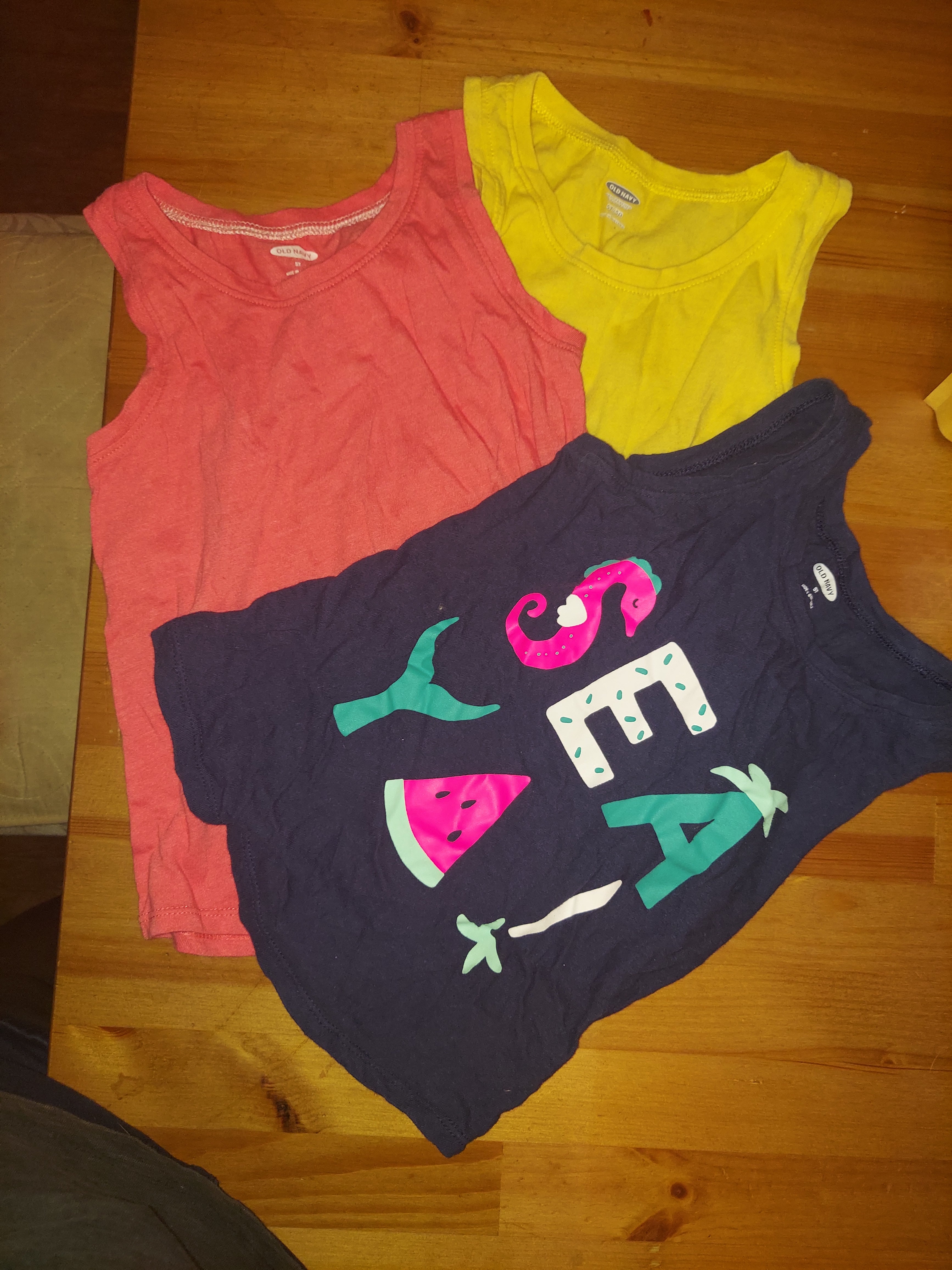 Old Navy Girls "Sea Ya!" Graphic & Solid Tank Top Bundle - 3 Pack (Size 5T)