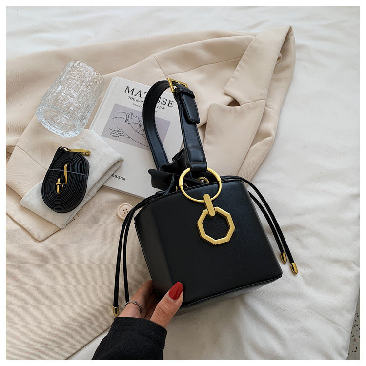 Nori | Women's Vintage Bucket Bag