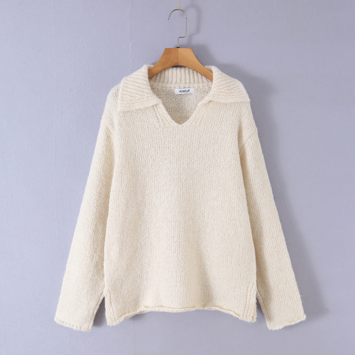 Pull-over en maille à col en V pour femme – Coupe ajustée à manches longues